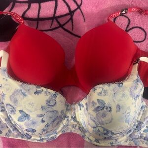Victoria's Secret Red & Blue Floral Push-Up Bra Set